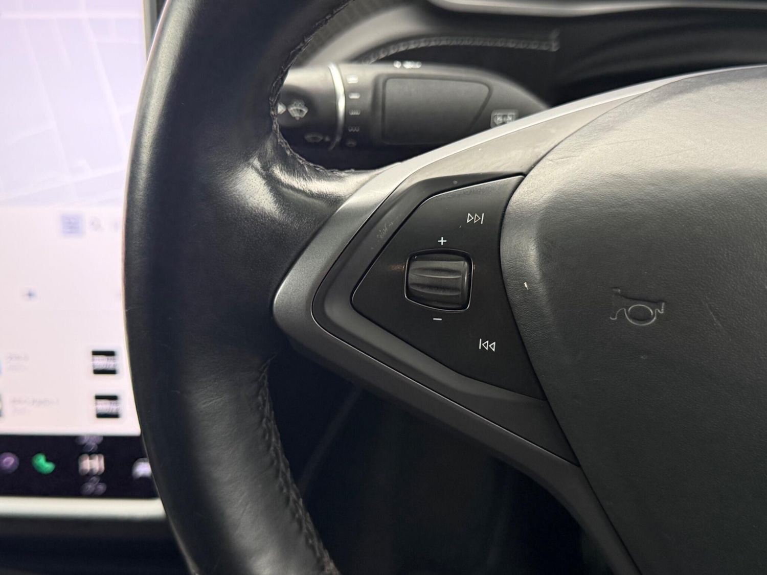 Used Tesla Model X 2020 for sale - 76398151: Photo 46