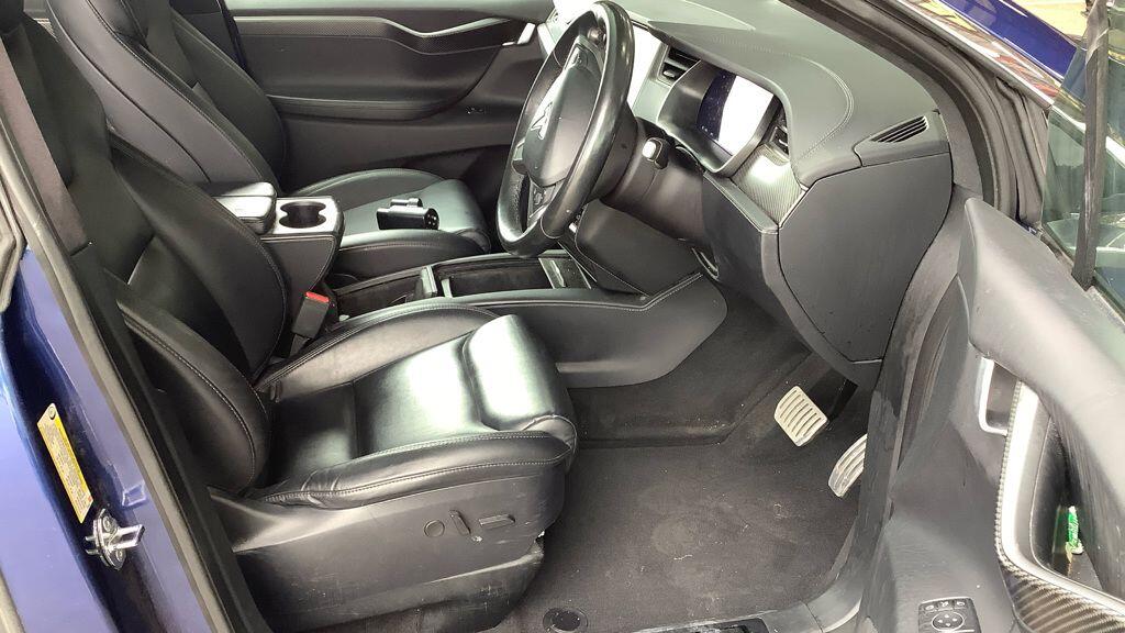 Used Tesla Model X 2020 for sale - 76398151: Photo 7