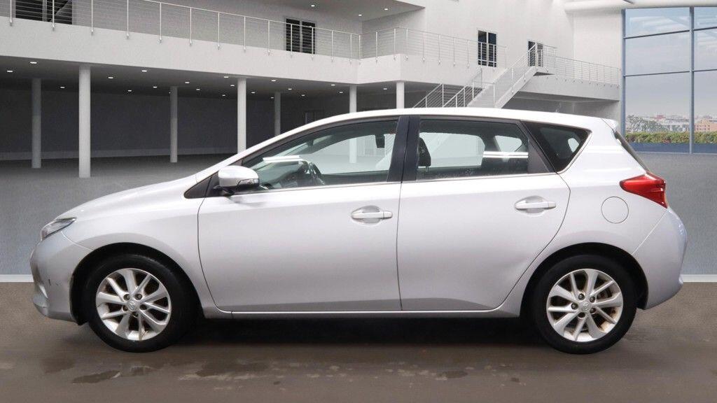 Used Toyota Auris 2013 for sale - 77411528: Photo 5