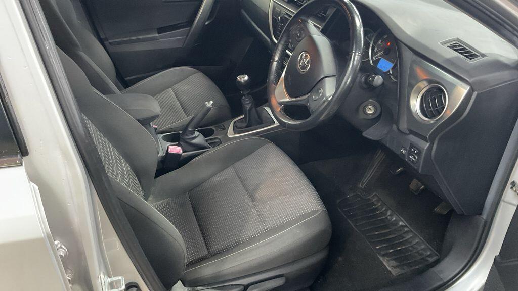 Used Toyota Auris 2013 for sale - 77411528: Photo 7