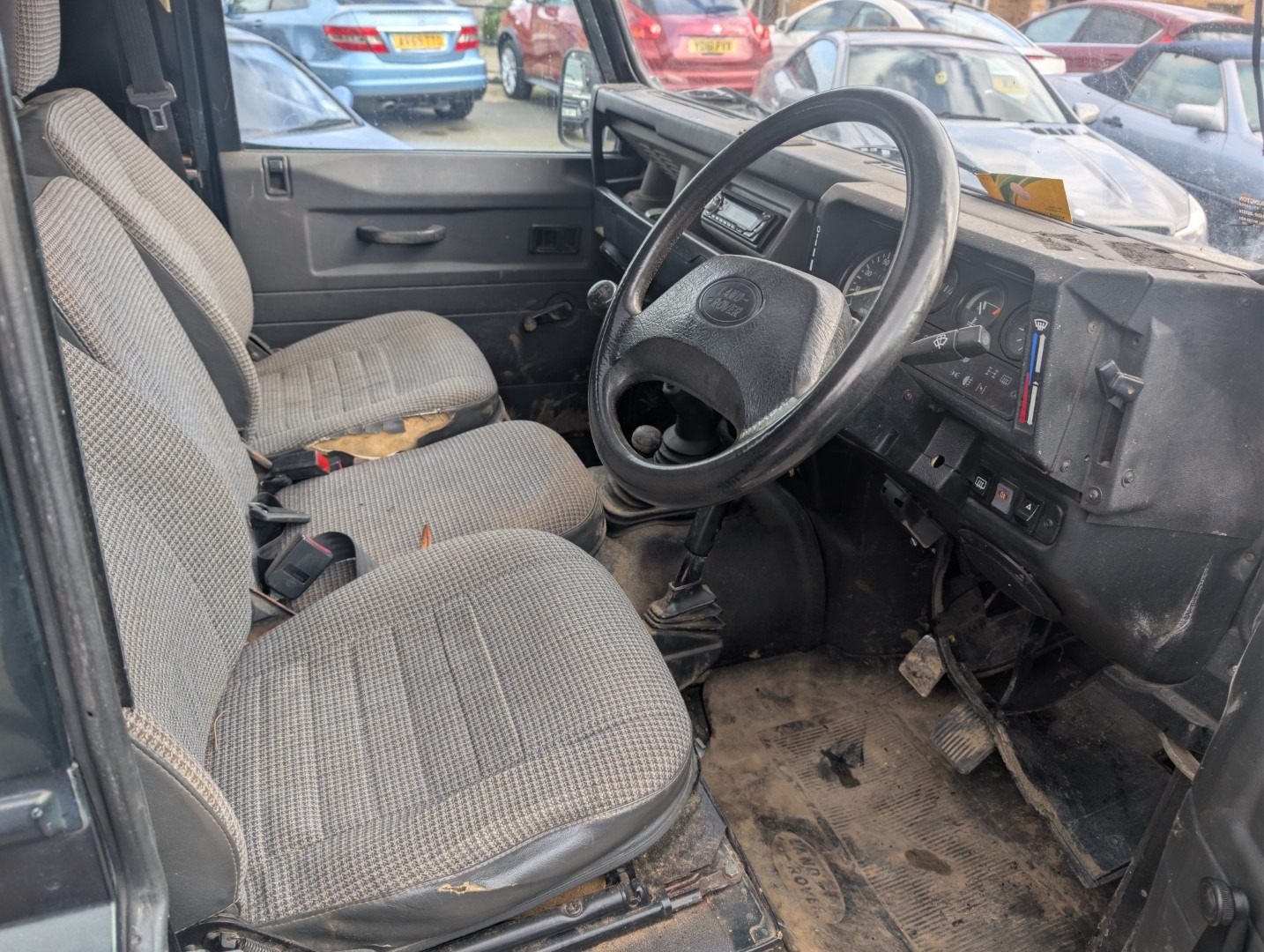 Used Land Rover Defender 90 1995 for sale - 77640231: Photo 12