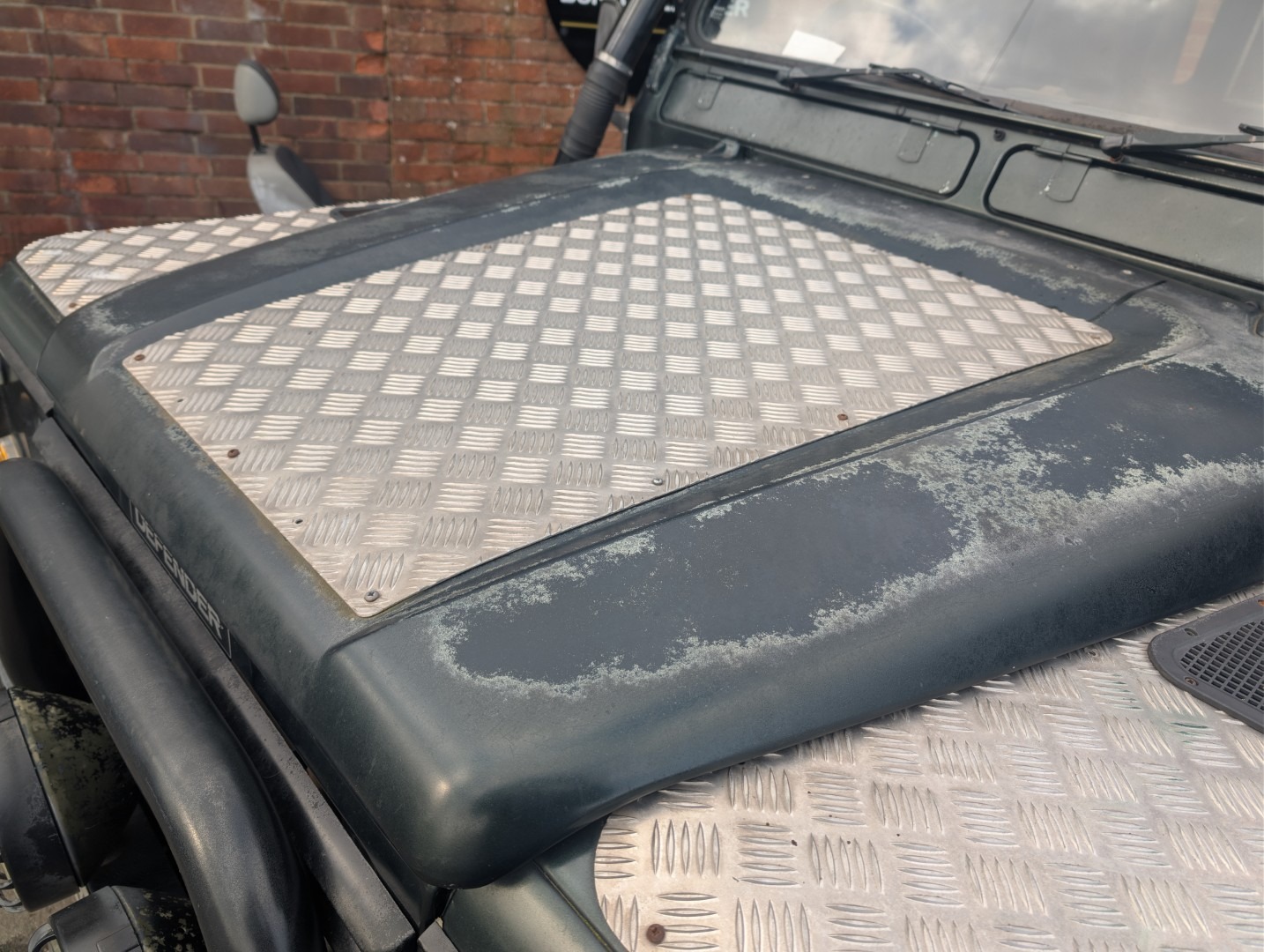 Used Land Rover Defender 90 1995 for sale - 77640231: Photo 9