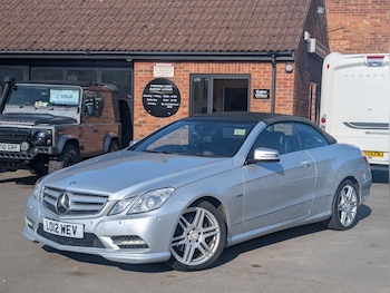 Used Mercedes-Benz E Class 2012 for sale - 77762642: Photo