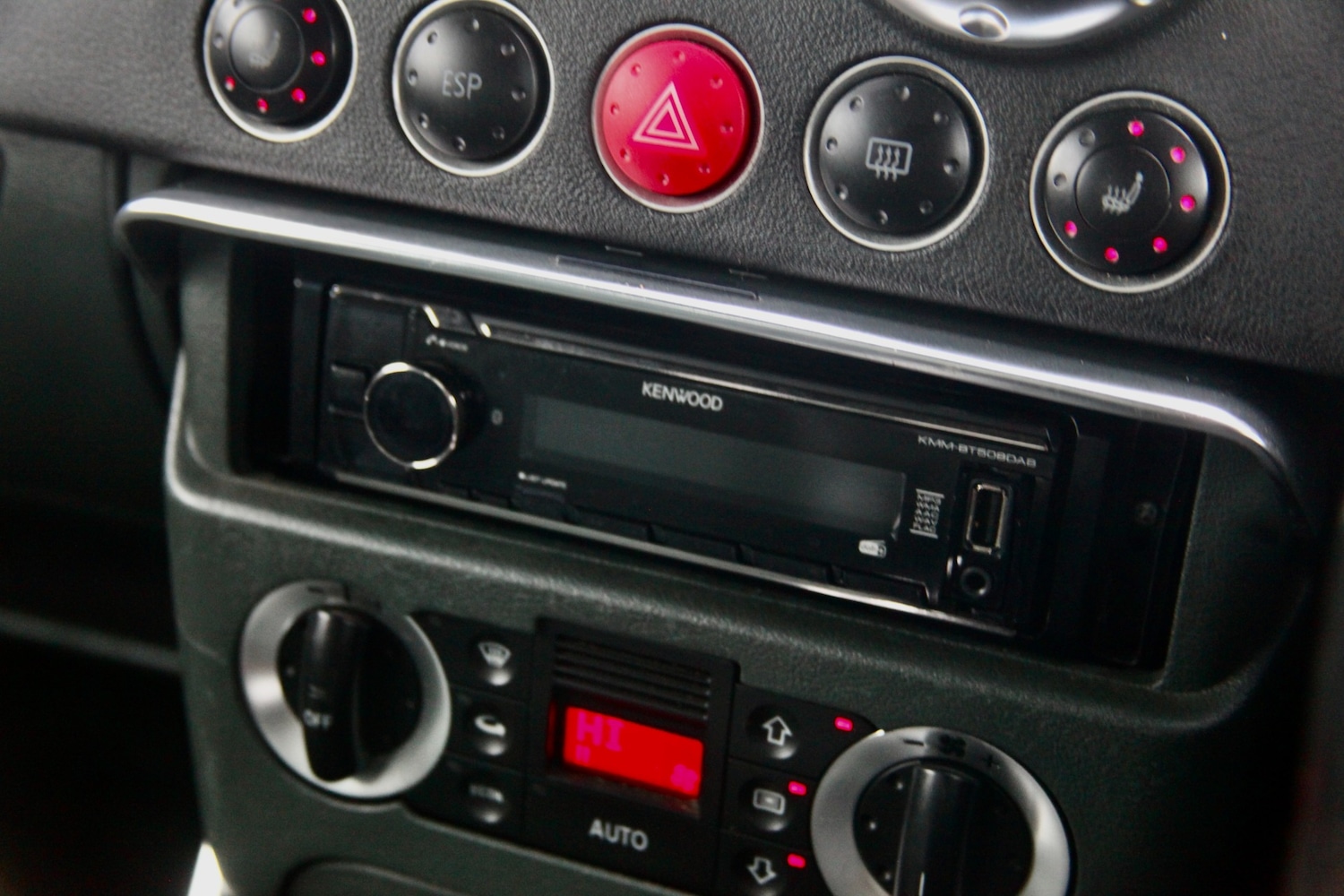 Used Audi TT 2001 for sale - 77516551: Photo 19