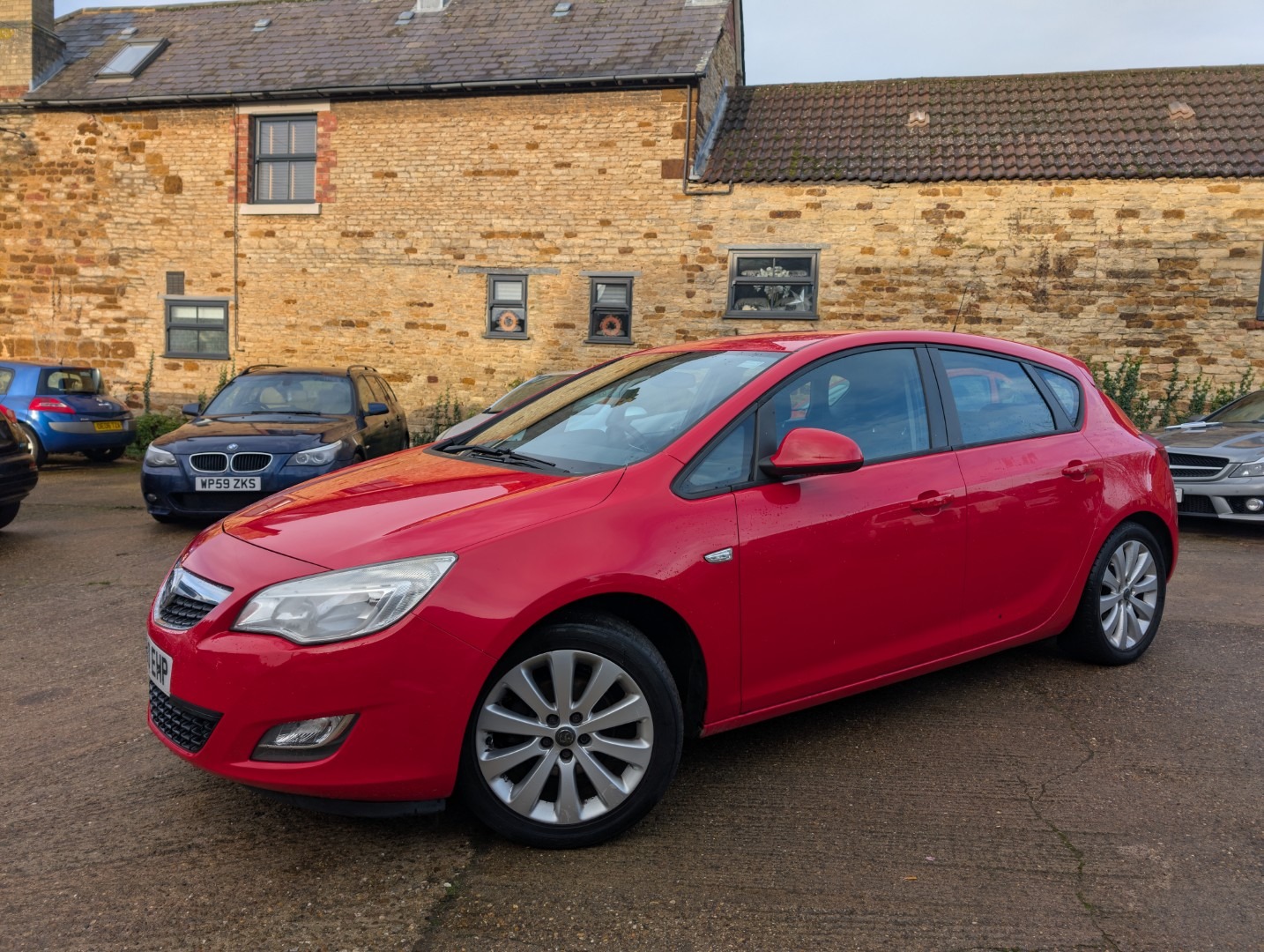Used Vauxhall Astra 2010 for sale - 76854735: Photo 6