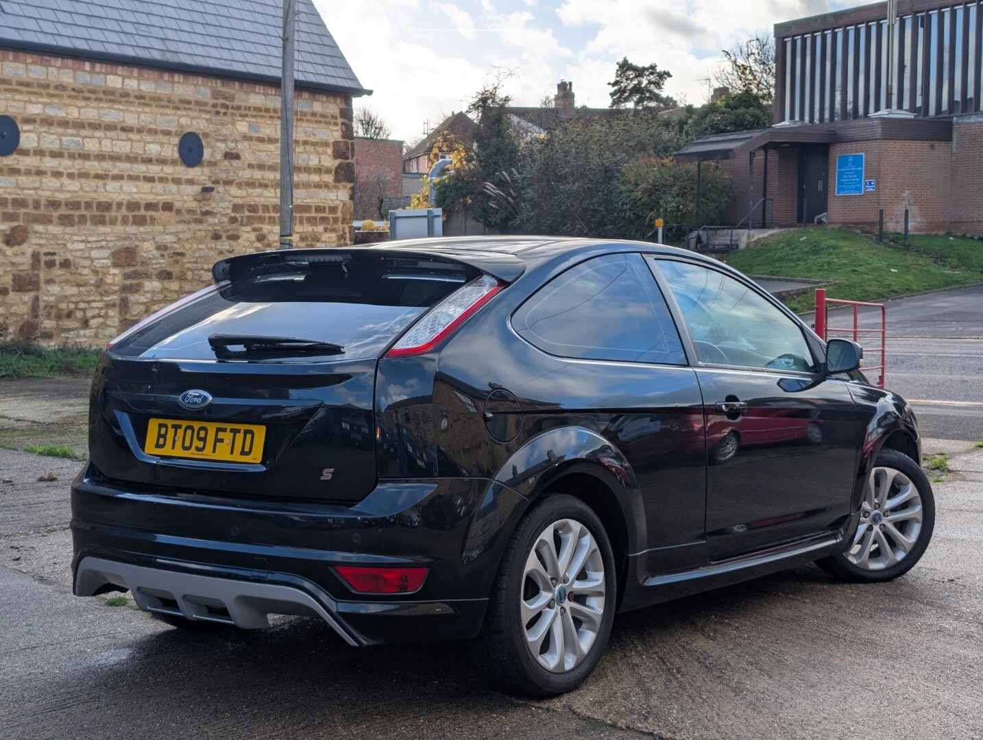 Used Ford Focus 2009 for sale - 76566353: Photo 3