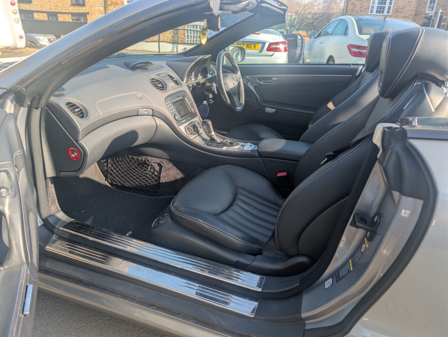 Used Mercedes-Benz SL 2008 for sale - 77758727: Photo 16