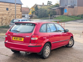 Used Mazda 323 2000 for sale - 76565968: Photo