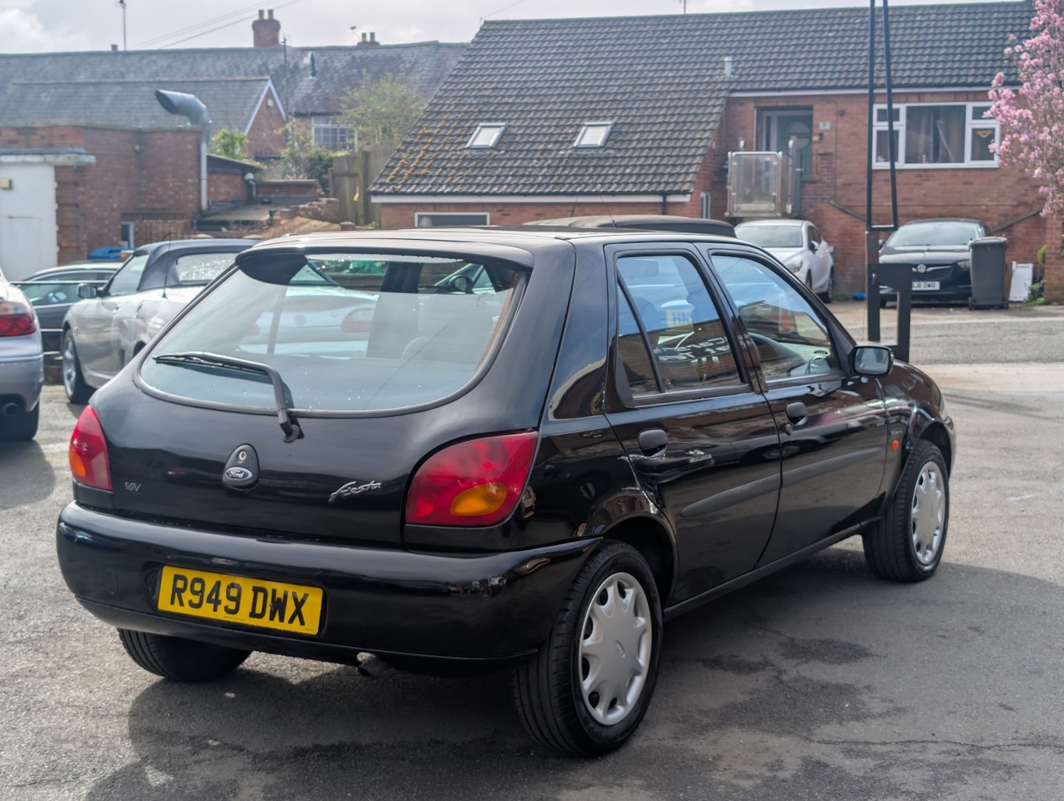 Used Ford Fiesta 1997 for sale - 78025353: Photo 6
