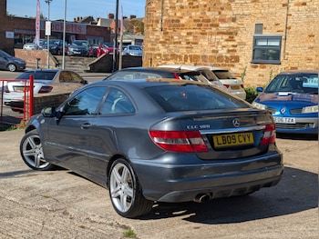 Used Mercedes-Benz CLC Class 2009 for sale - 76480631: Photo