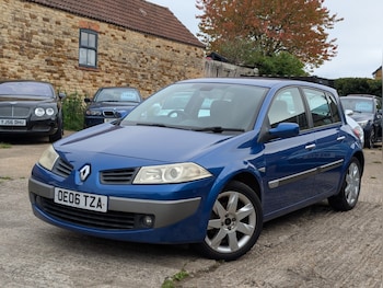 Renault - Megane