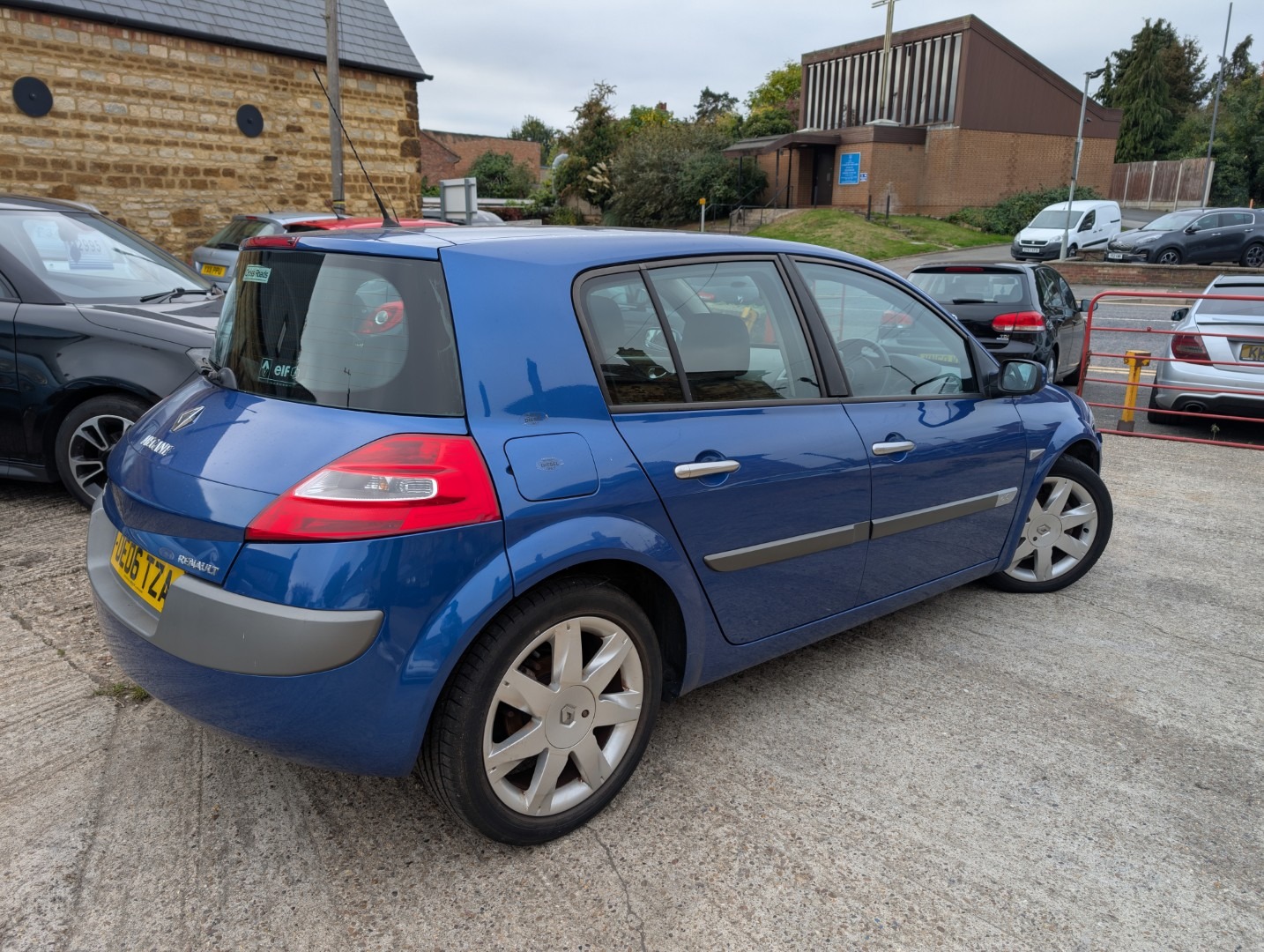 Used Renault Megane 2006 for sale - 76220645: Photo 6