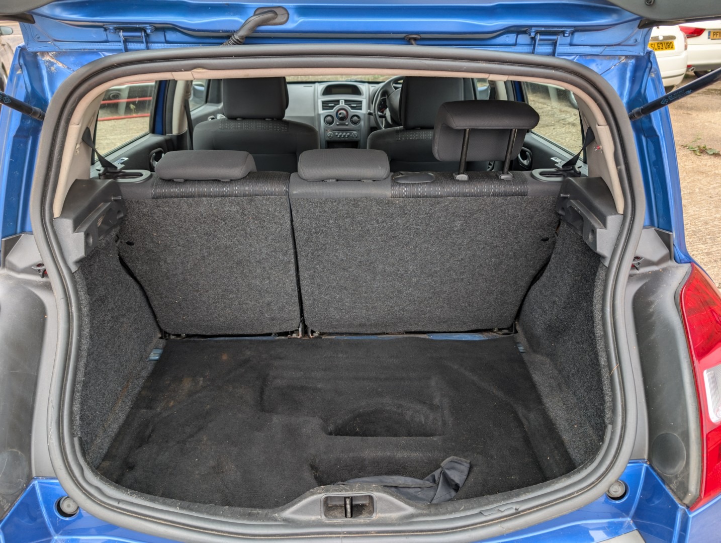 Used Renault Megane 2006 for sale - 76220645: Photo 9