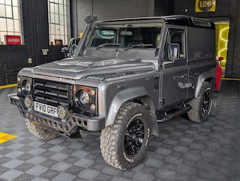 Used Land Rover Defender 2010 for sale - 78979449: Photo