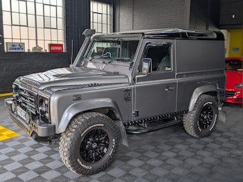 Used Land Rover Defender 2010 for sale - 78979449: Photo