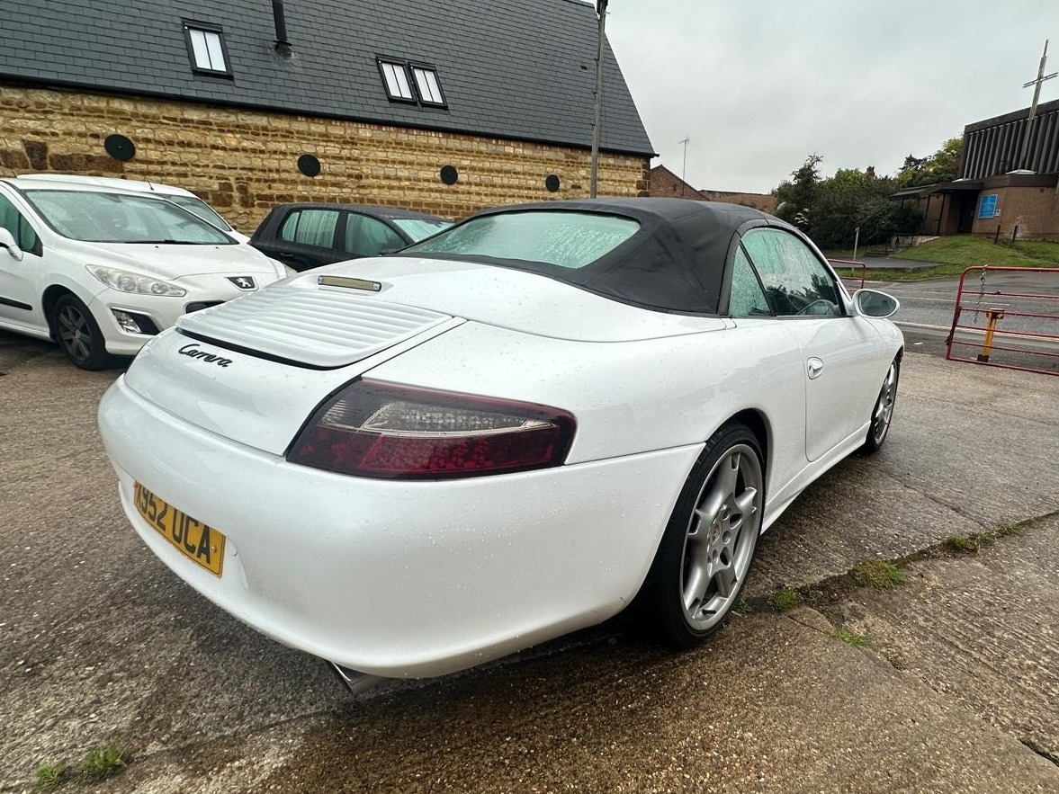 Used Porsche 911 2001 for sale - 76271596: Photo 13