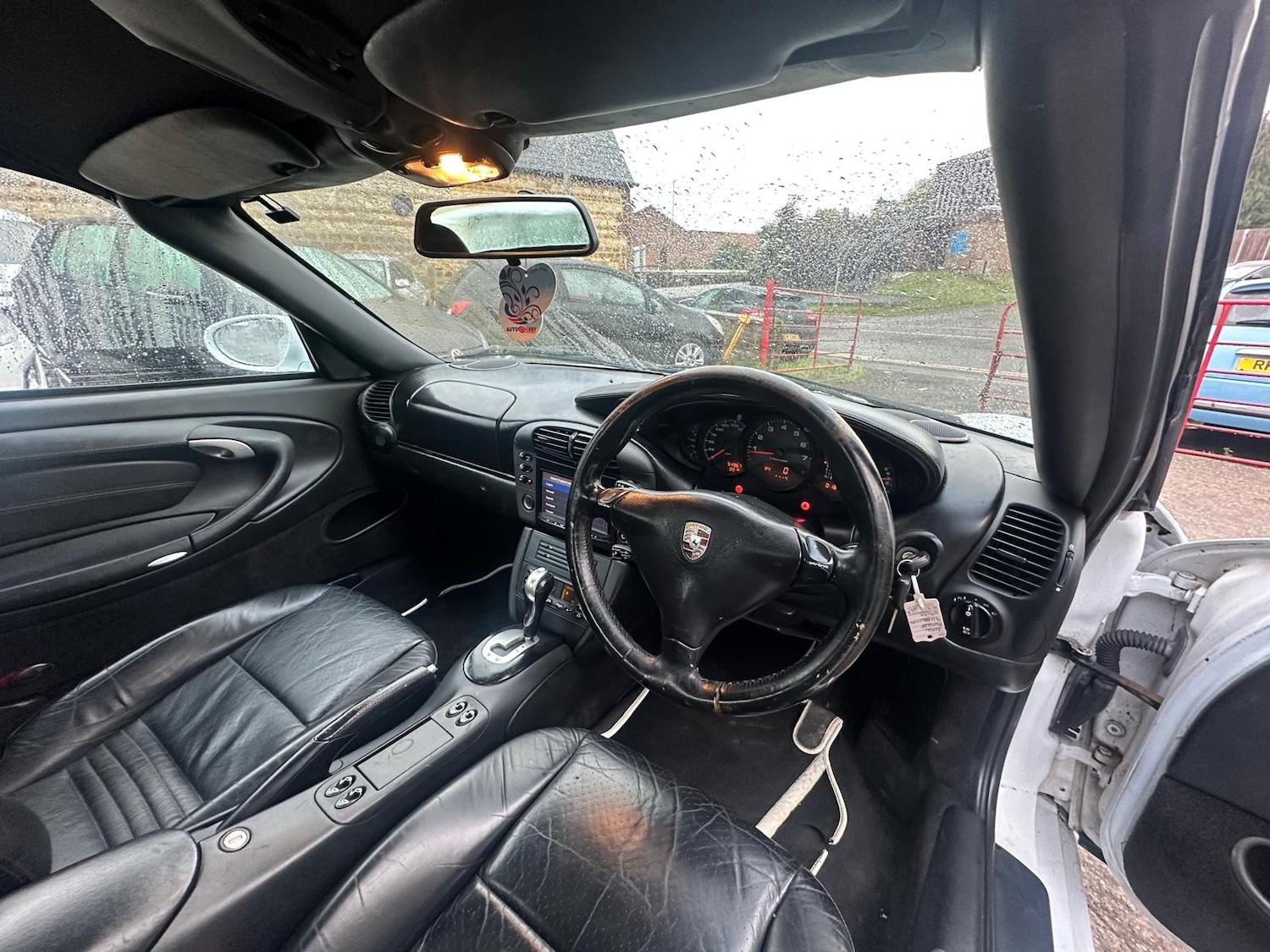 Used Porsche 911 2001 for sale - 76271596: Photo 18