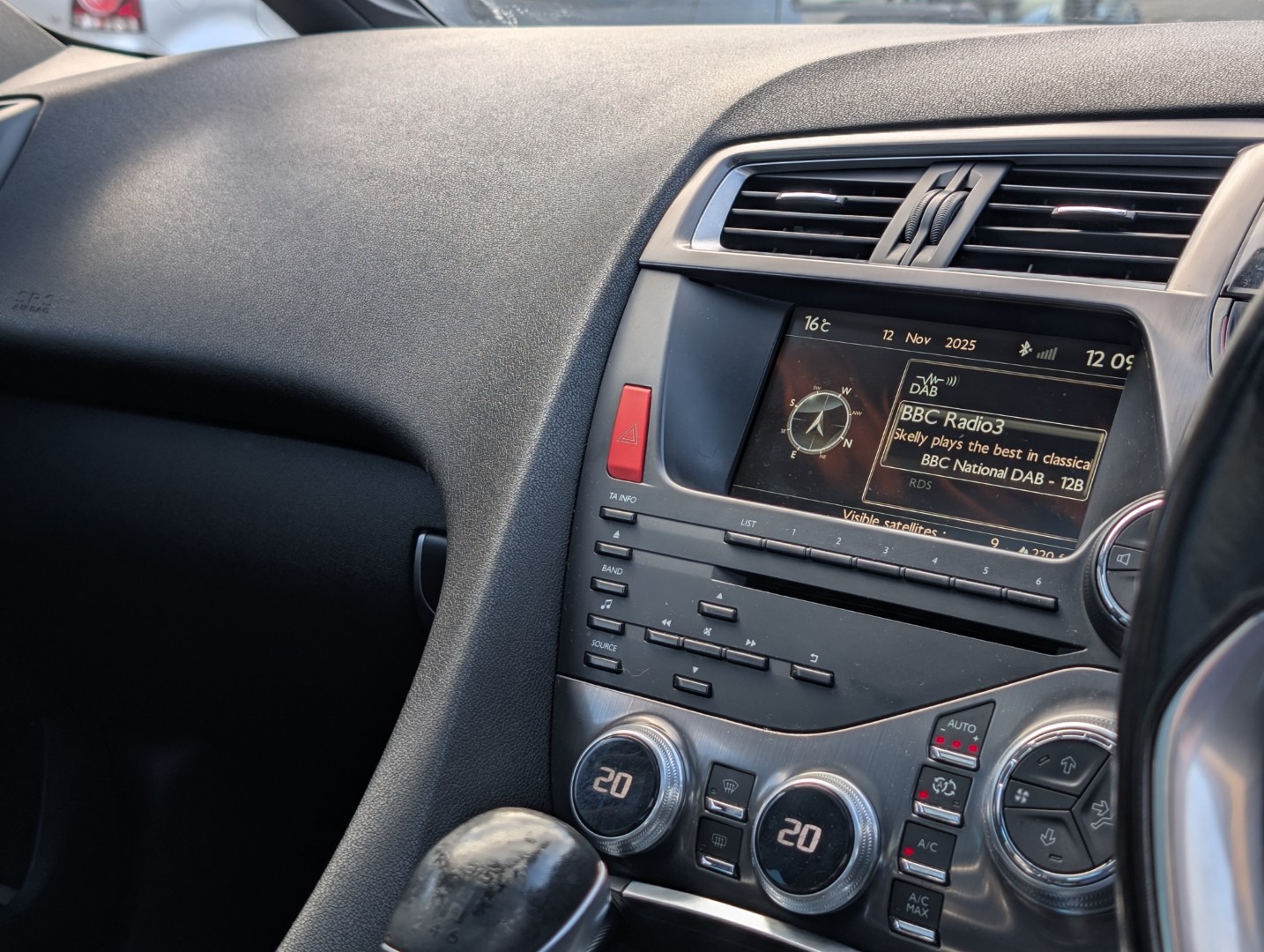 Used Citroen DS5 2014 for sale - 76566370: Photo 10