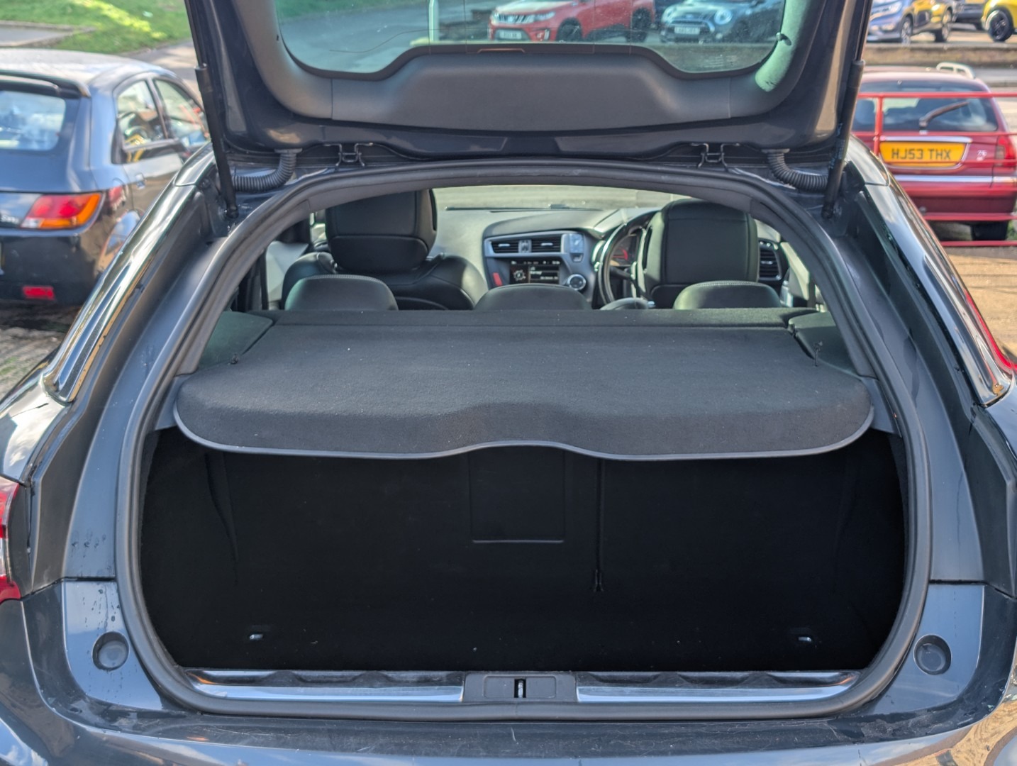 Used Citroen DS5 2014 for sale - 76566370: Photo 11