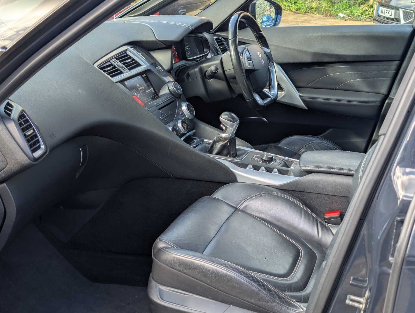 Used Citroen DS5 2014 for sale - 76566370: Photo 6