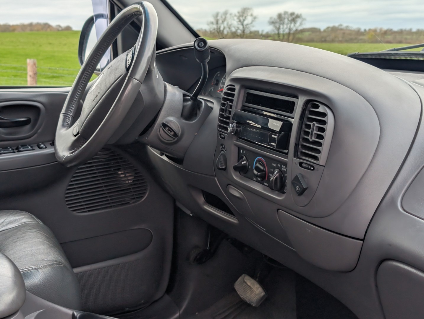 Used Ford F150 2003 for sale - 76479934: Photo 24