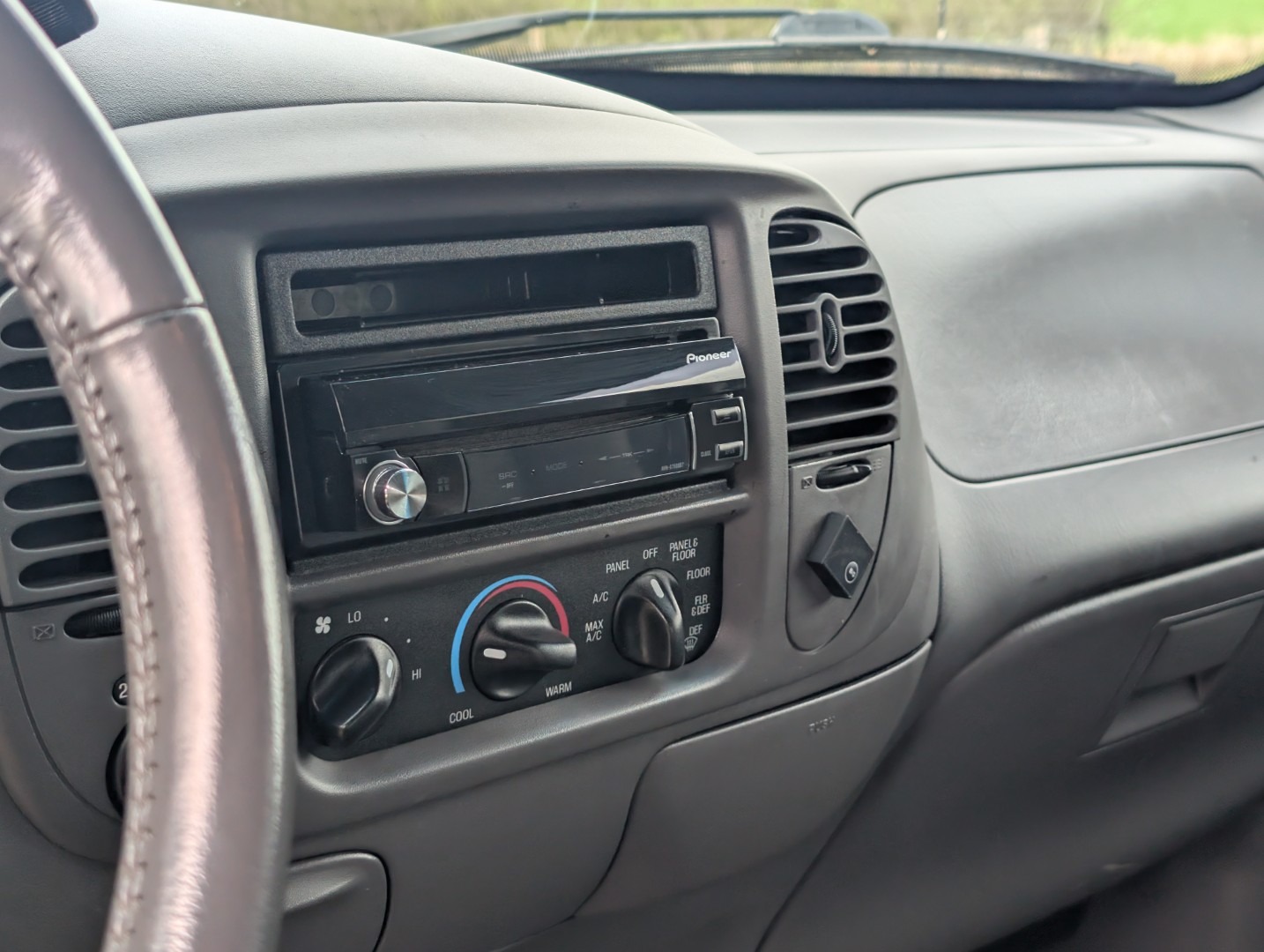 Used Ford F150 2003 for sale - 76479934: Photo 36