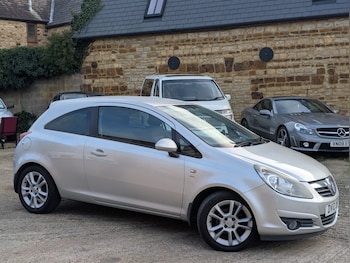 Used Vauxhall Corsa 2010 for sale - 76639624: Photo