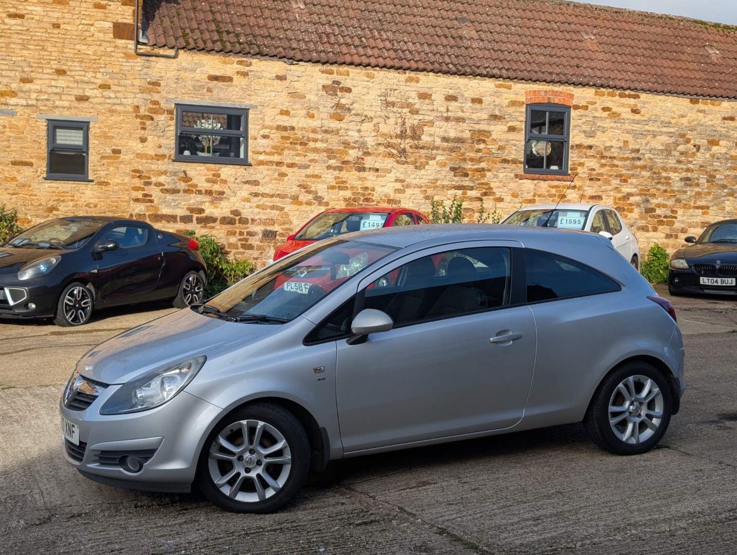 Used Vauxhall Corsa 2010 for sale - 76639624: Photo 4