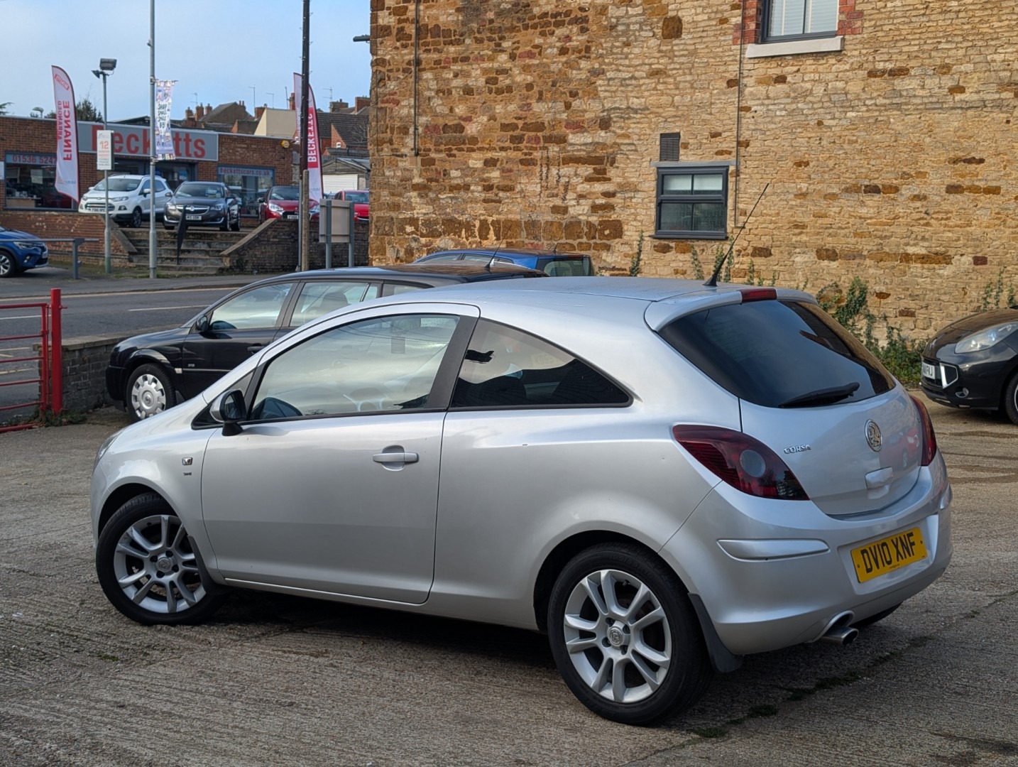 Used Vauxhall Corsa 2010 for sale - 76639624: Photo 6