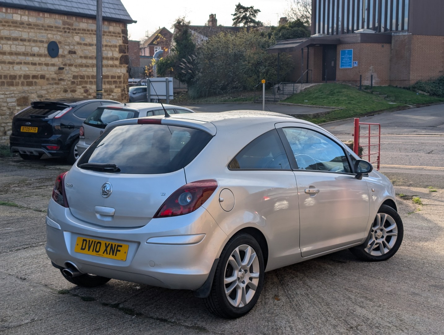 Used Vauxhall Corsa 2010 for sale - 76639624: Photo 7