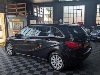 Used Mercedes-Benz B Class 2013 for sale - 79404446: Photo