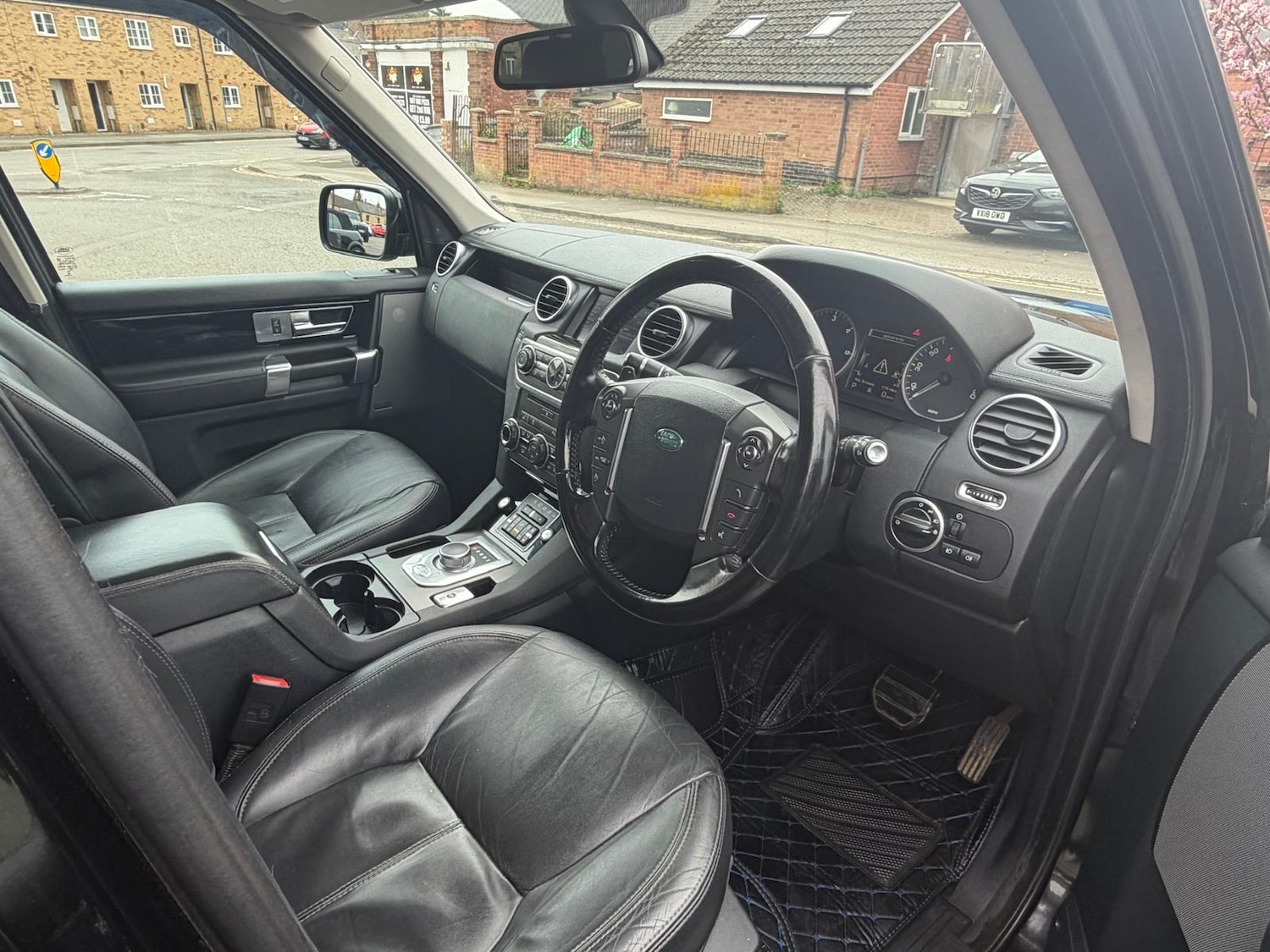 Used Land Rover Discovery 2012 for sale - 78169045: Photo 10