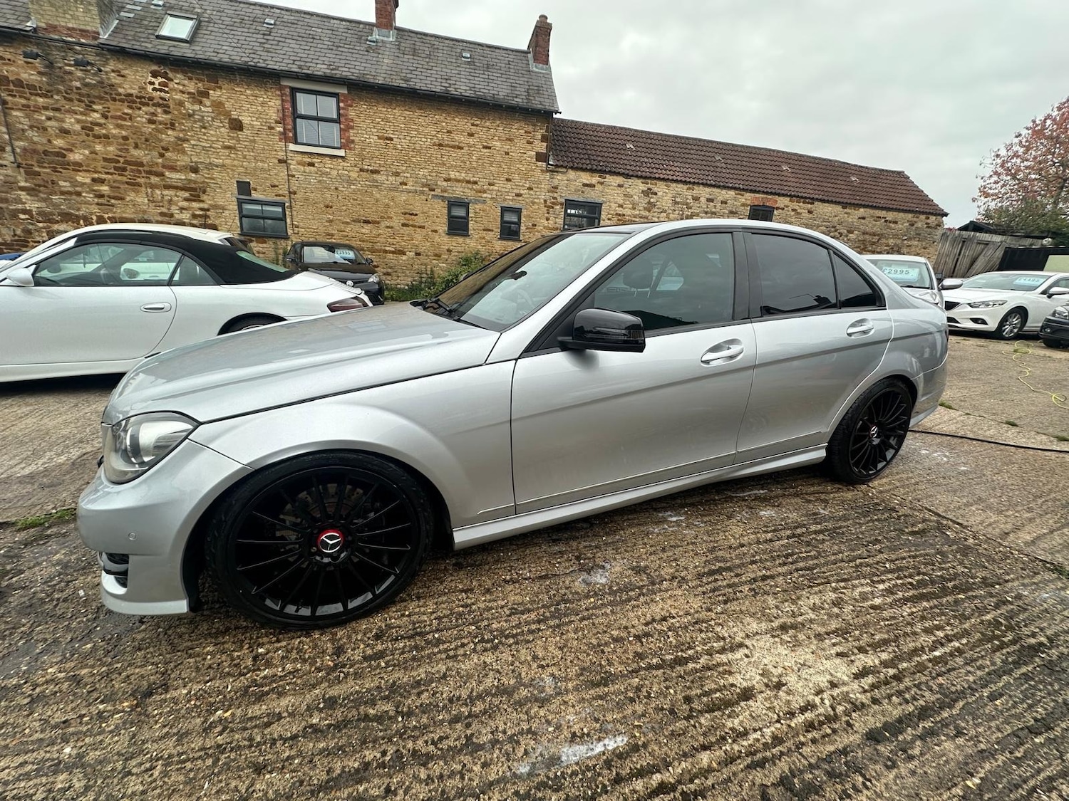 Used Mercedes-Benz C Class 2012 for sale - 76579844: Photo 4