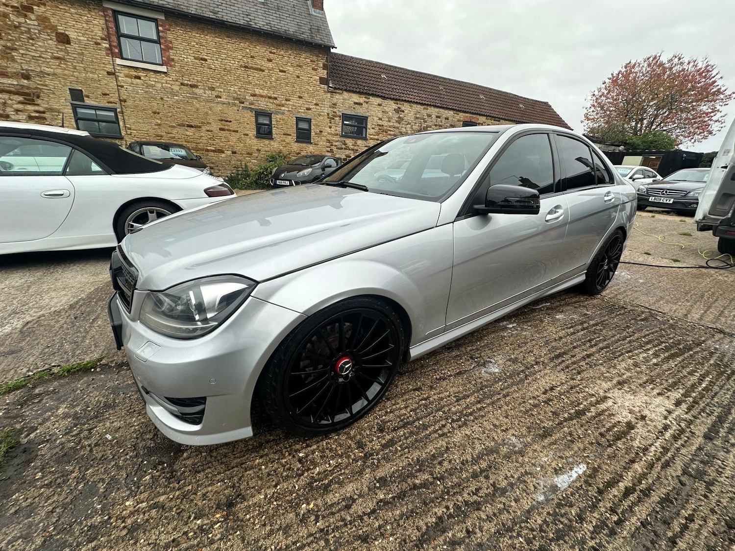 Used Mercedes-Benz C Class 2012 for sale - 76579844: Photo 5