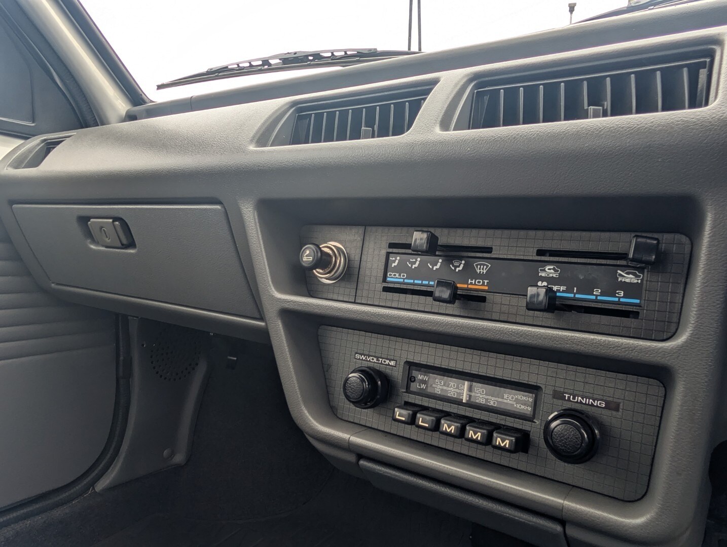 Used Nissan Micra 1987 for sale - 77915314: Photo 16