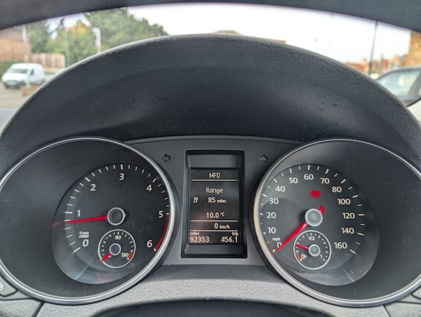 Used Volkswagen Golf 2010 for sale - 76220305: Photo 20