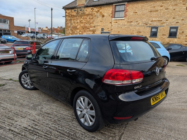 Used Volkswagen Golf 2010 for sale - 76220305: Photo 8