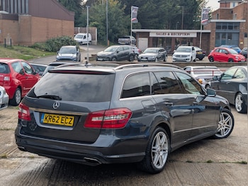 Used Mercedes-Benz E-Class 2013 for sale - 76211454: Photo