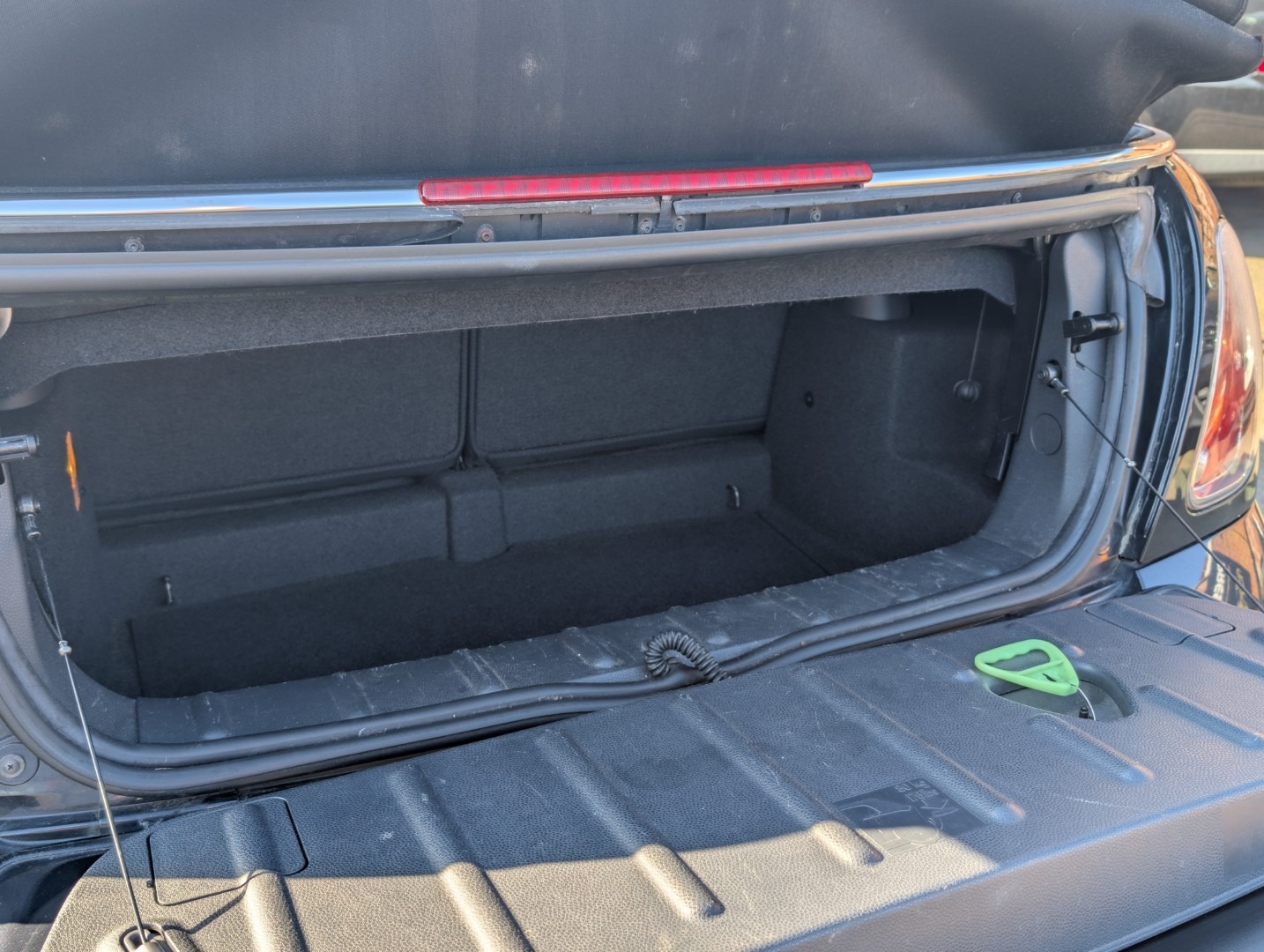 Used MINI Convertible 2006 for sale - 77930950: Photo 15