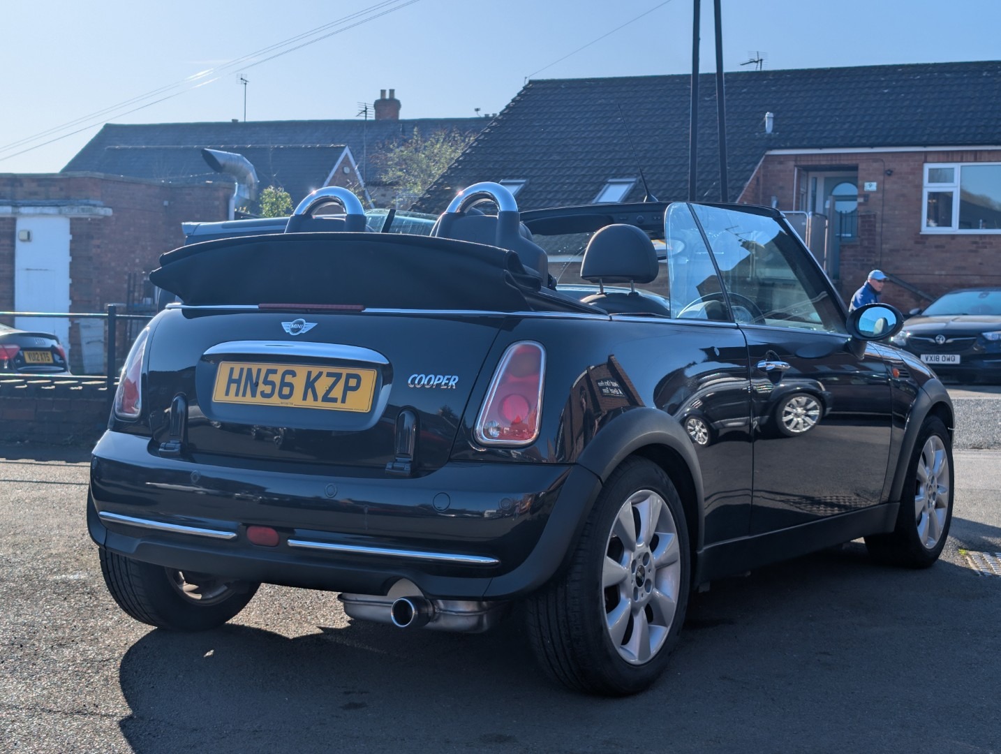 Used MINI Convertible 2006 for sale - 77930950: Photo 6