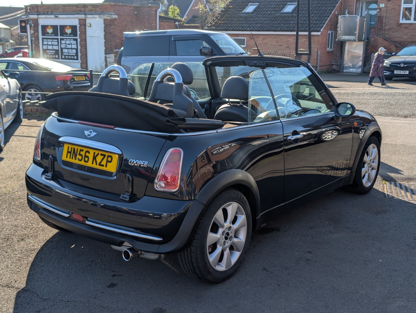 Used MINI Convertible 2006 for sale - 77930950: Photo 7