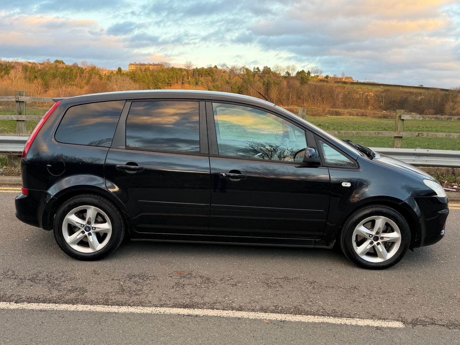 Used Ford C-Max 2010 for sale - 76907769: Photo 9