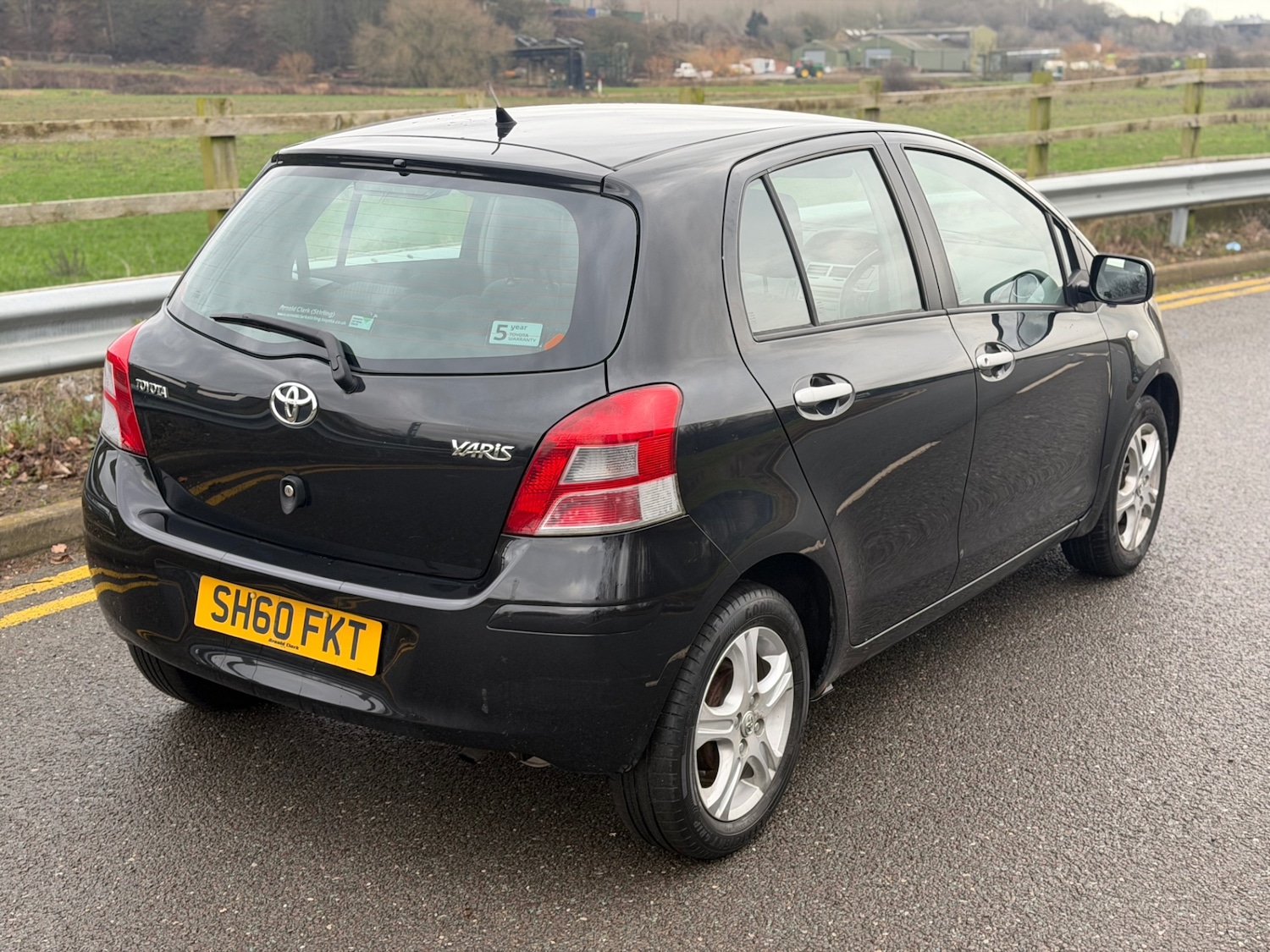 Used Toyota Yaris 2010 for sale - 77495732: Photo 13