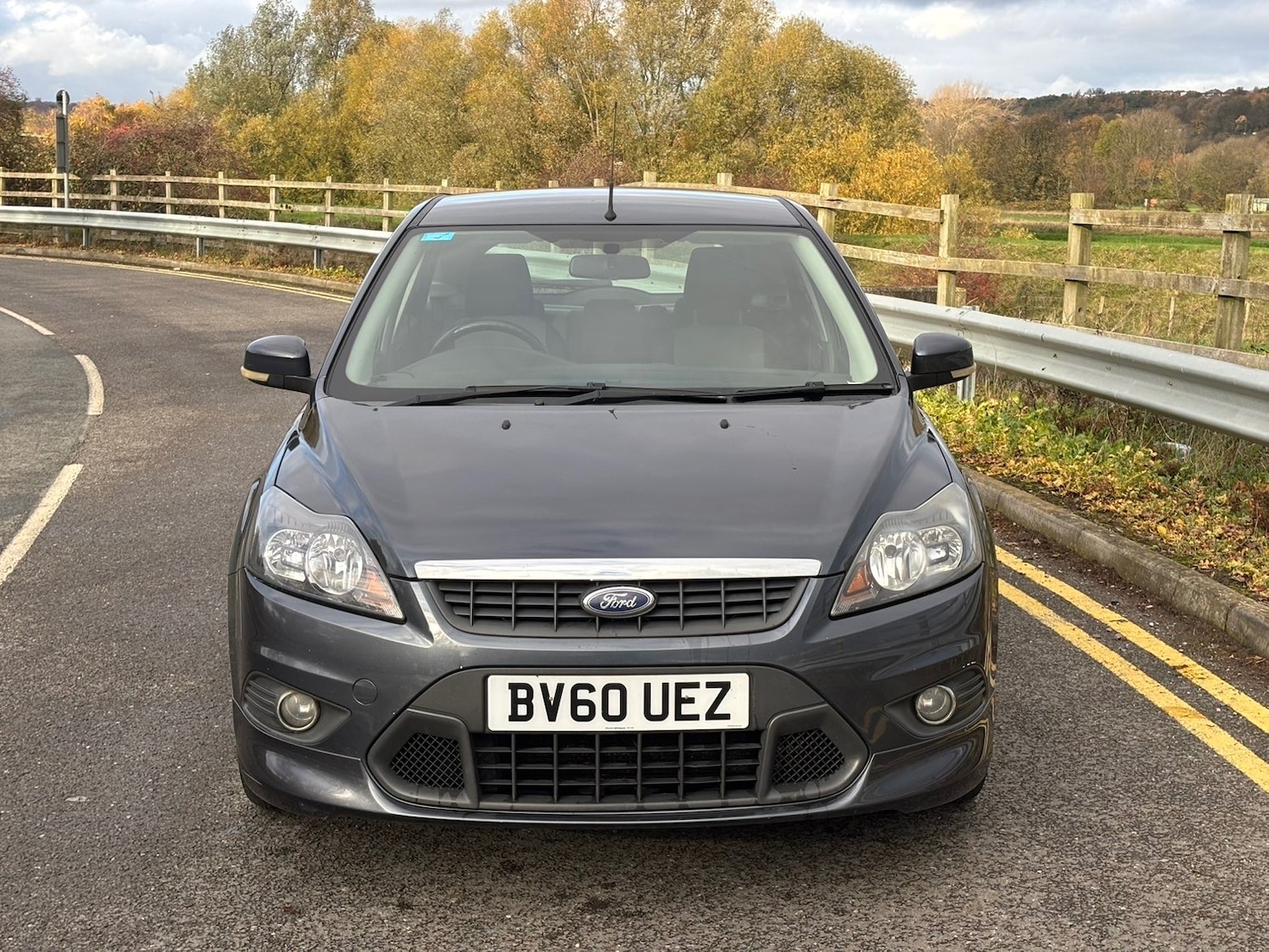 Used Ford Focus 2010 for sale - 76837365: Photo 2