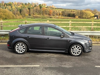 Used Ford Focus 2010 for sale - 76837365: Photo