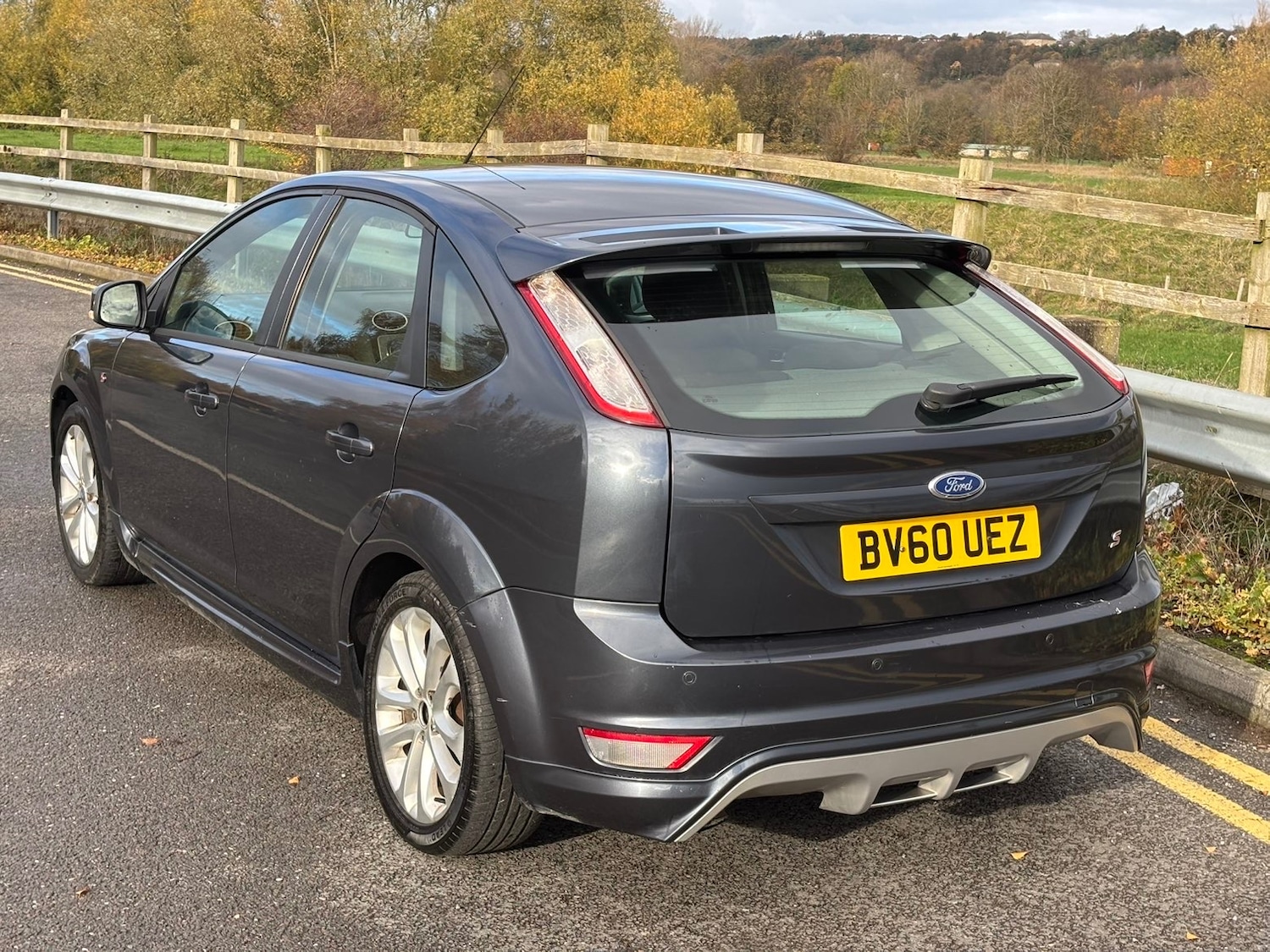 Used Ford Focus 2010 for sale - 76837365: Photo 7