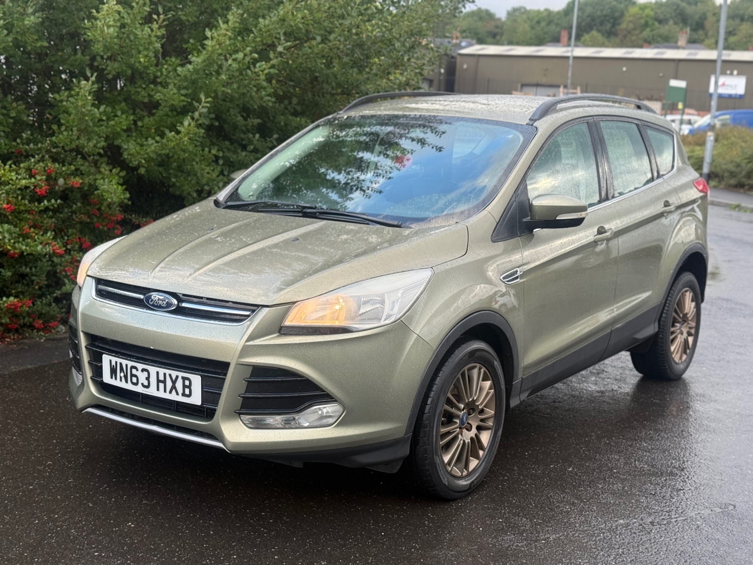Used Ford Kuga 2014 for sale - 75997538: Photo 4