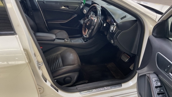 Used Mercedes-Benz A-Class 2013 for sale - 78210941: Photo 11