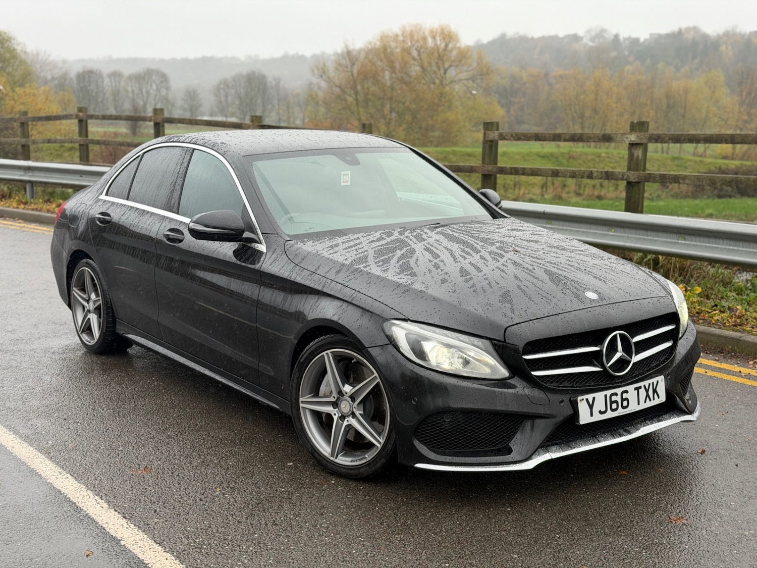 Used Mercedes-Benz C Class 2016 for sale - 76589202: Photo 1