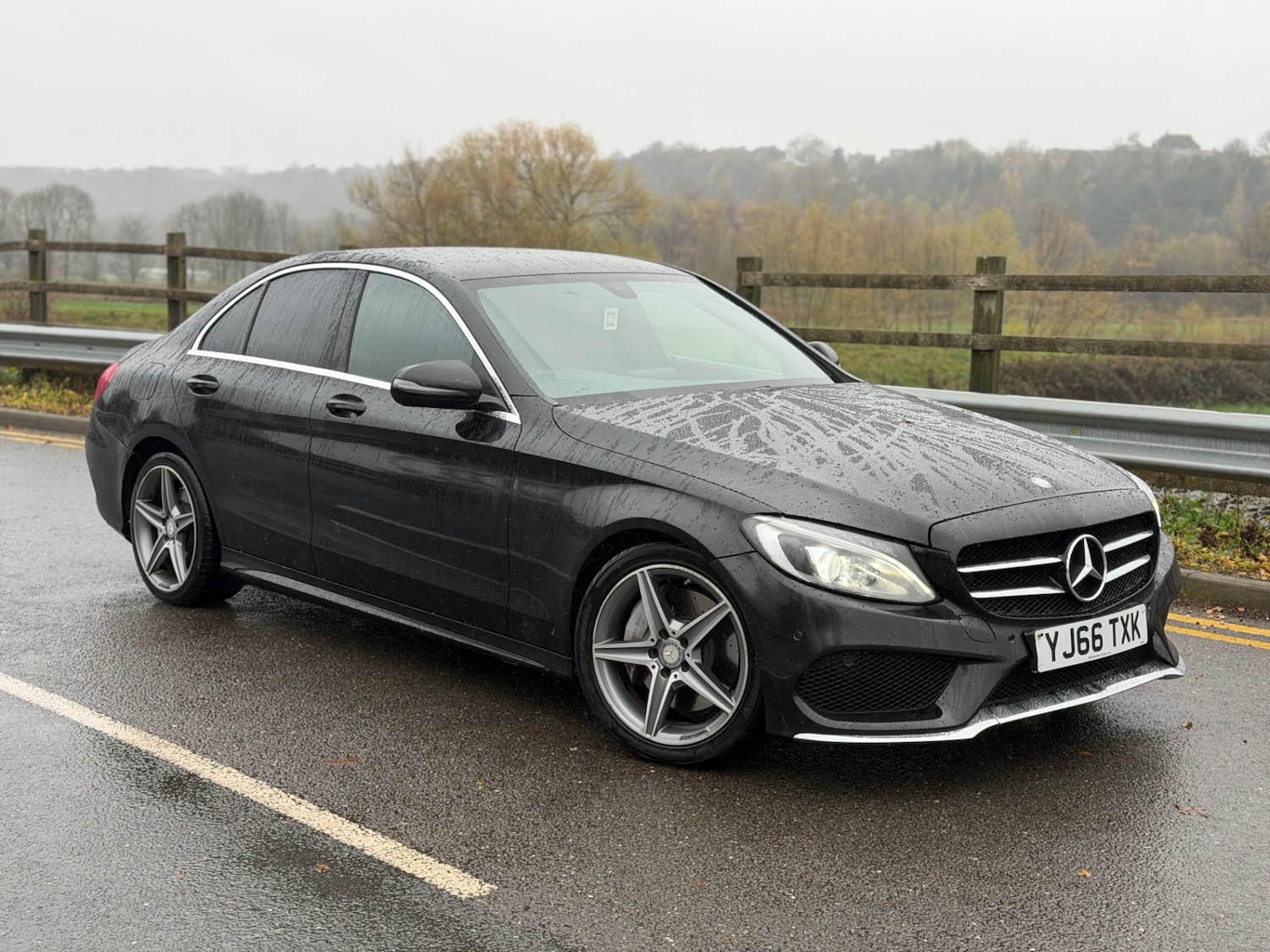 Used Mercedes-Benz C Class 2016 for sale - 76589202: Photo 3
